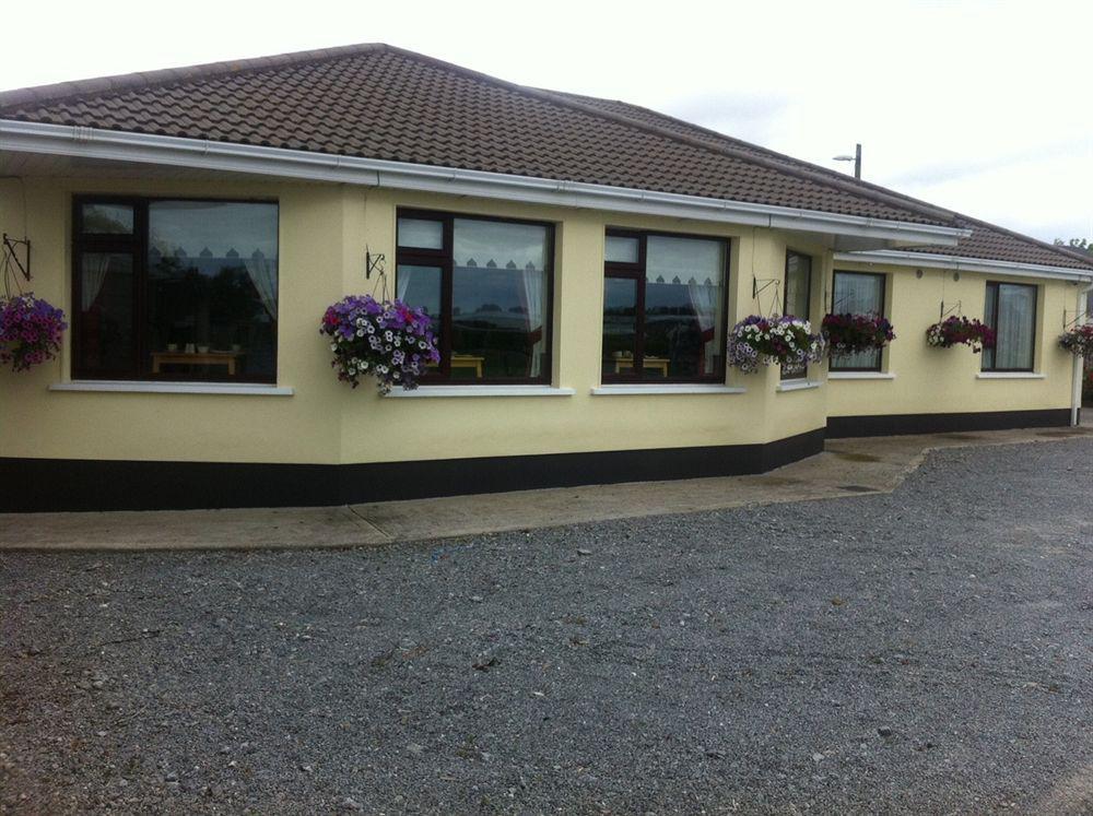 Ferienwohnung Hillview Self Catering Lusk Exterior foto