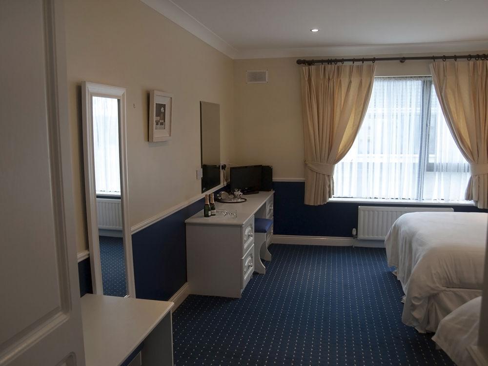 Ferienwohnung Hillview Self Catering Lusk Exterior foto