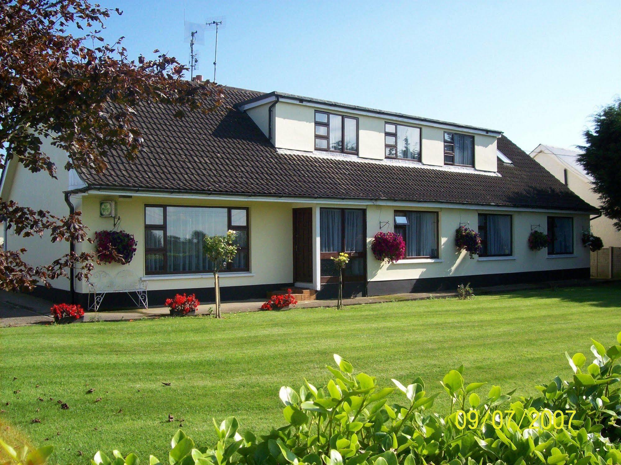 Ferienwohnung Hillview Self Catering Lusk Exterior foto