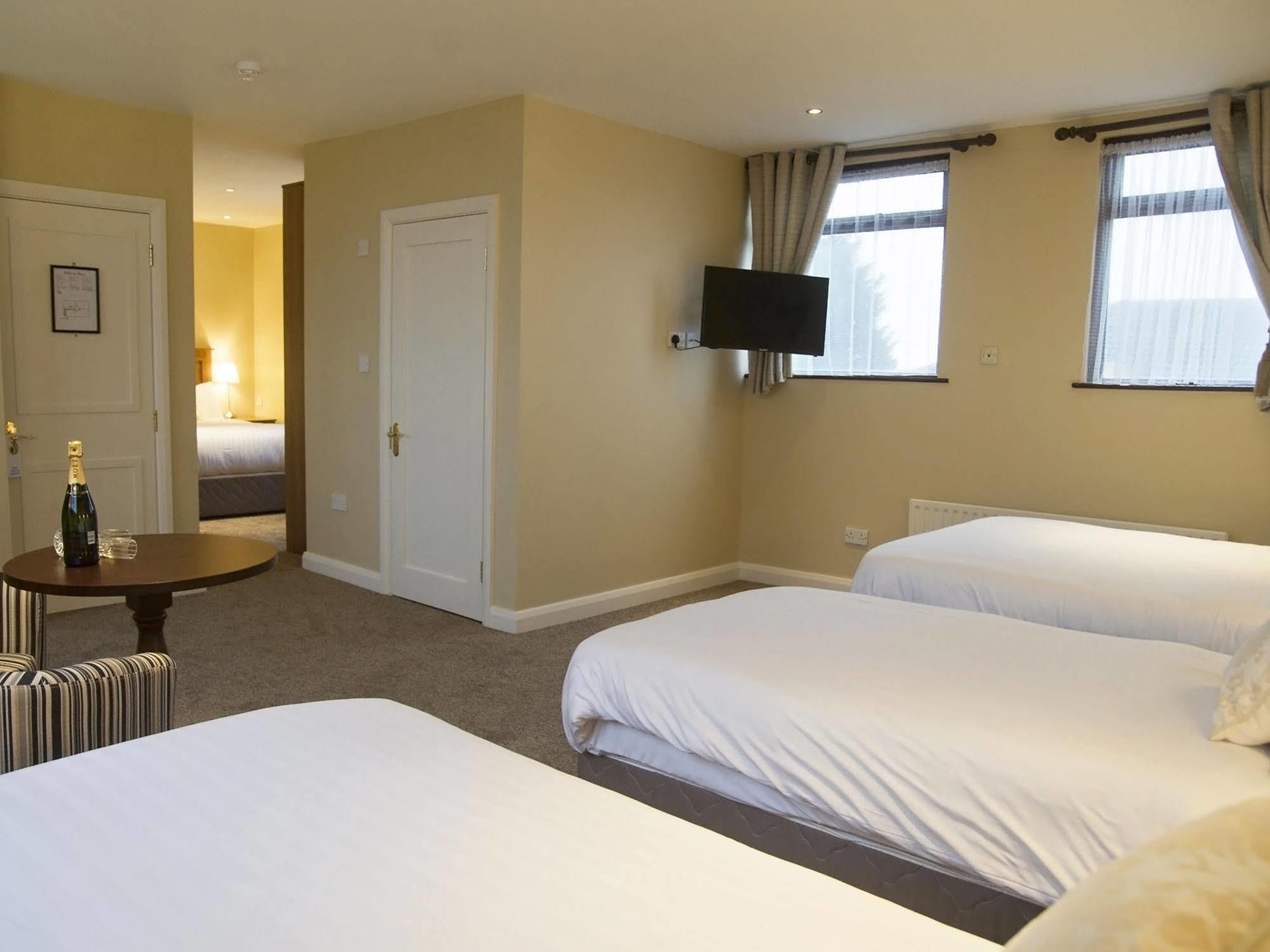 Ferienwohnung Hillview Self Catering Lusk Exterior foto