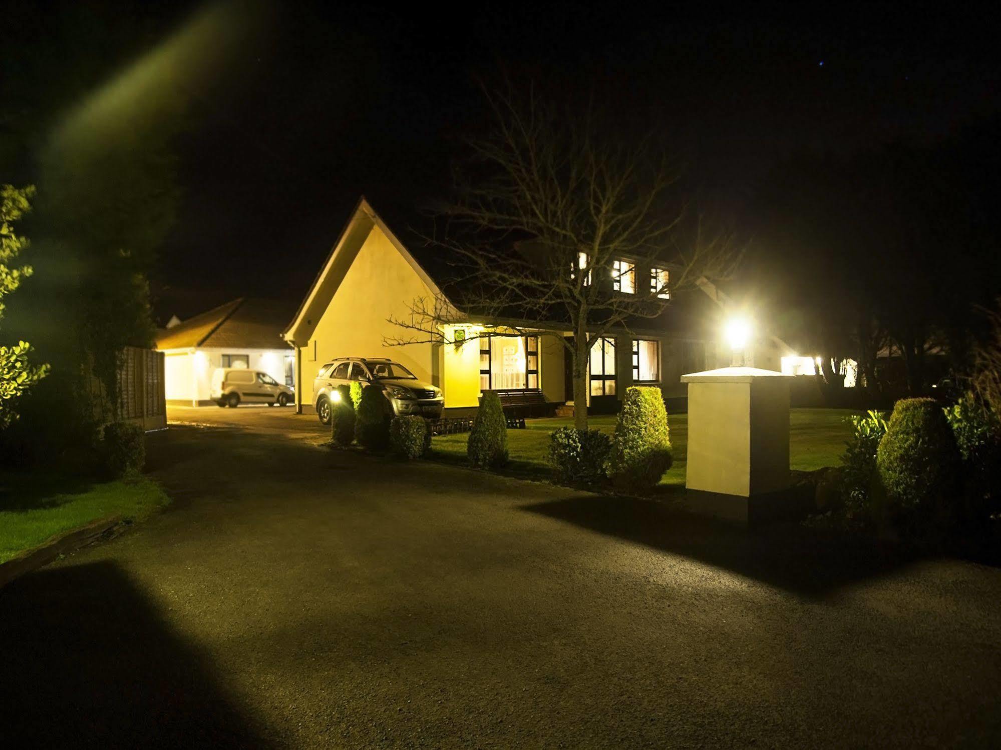 Ferienwohnung Hillview Self Catering Lusk Exterior foto